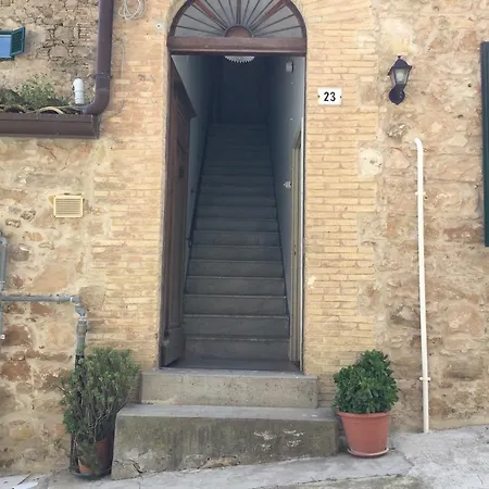Case Lambrosa Montemaggiore Belsito