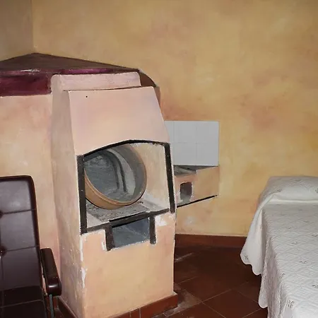 Case Lambrosa * Montemaggiore Belsito